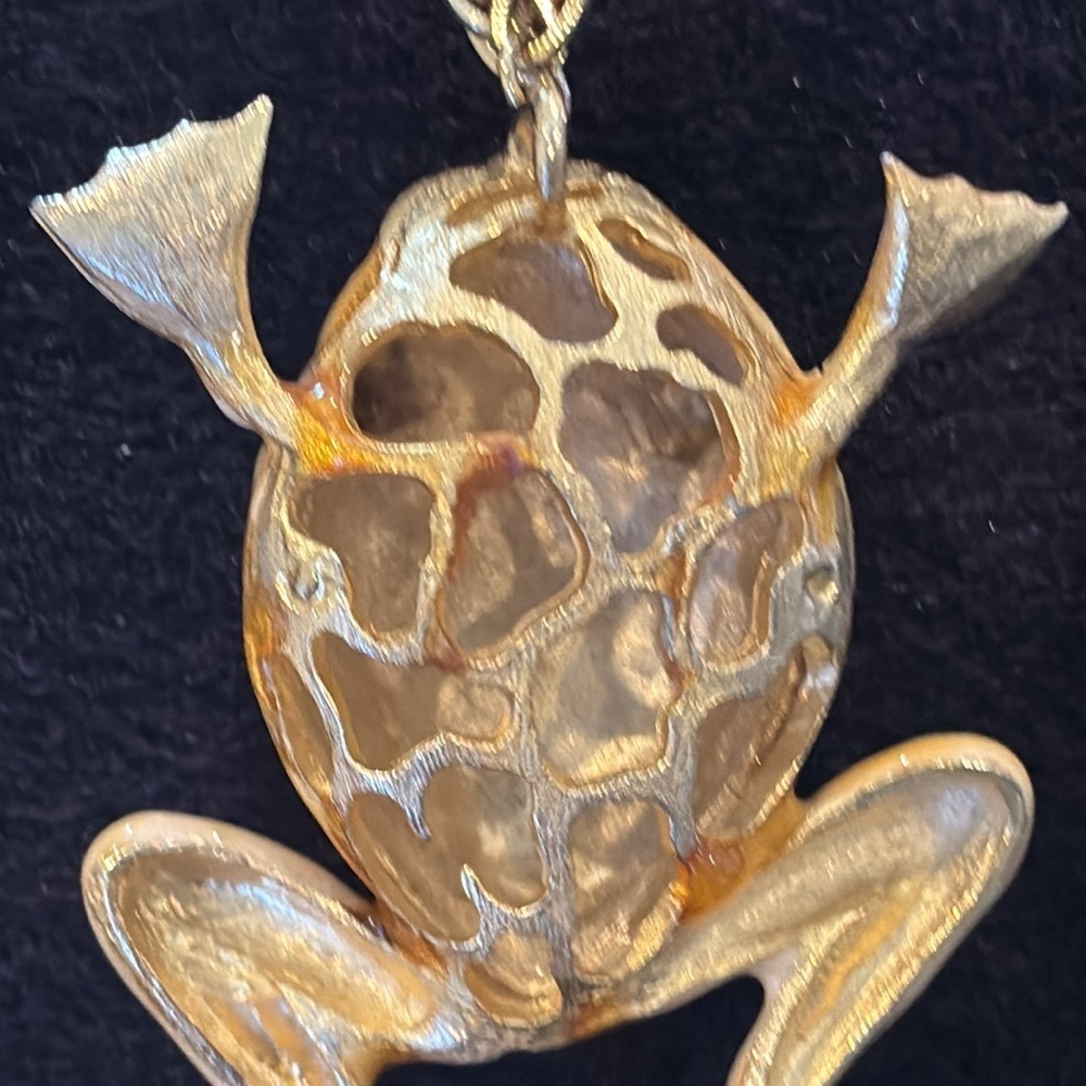 Estate Jewelry Gold Enamel Large Frog Pendant Necklace for Reptile Lovers​ - Picture 4 of 11